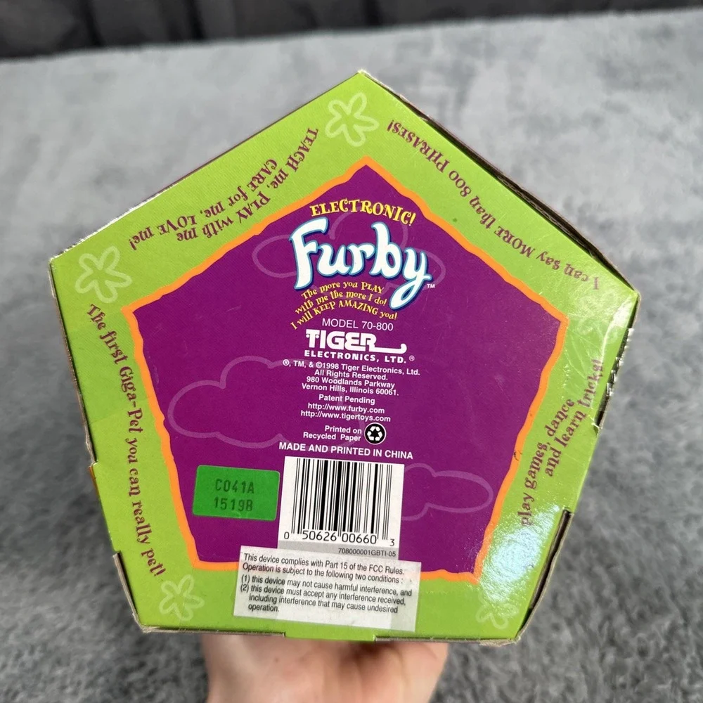 1998 Tiger Furby 70-800 Electronic Interactive Toy Tan And White With Blue Eyes